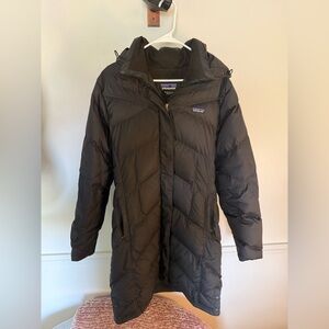 Black womens Patagonia Down With It Parka size XL